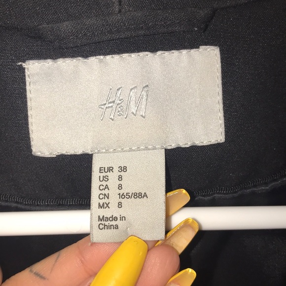 Black Blazer ❤️ - Picture 4 of 4